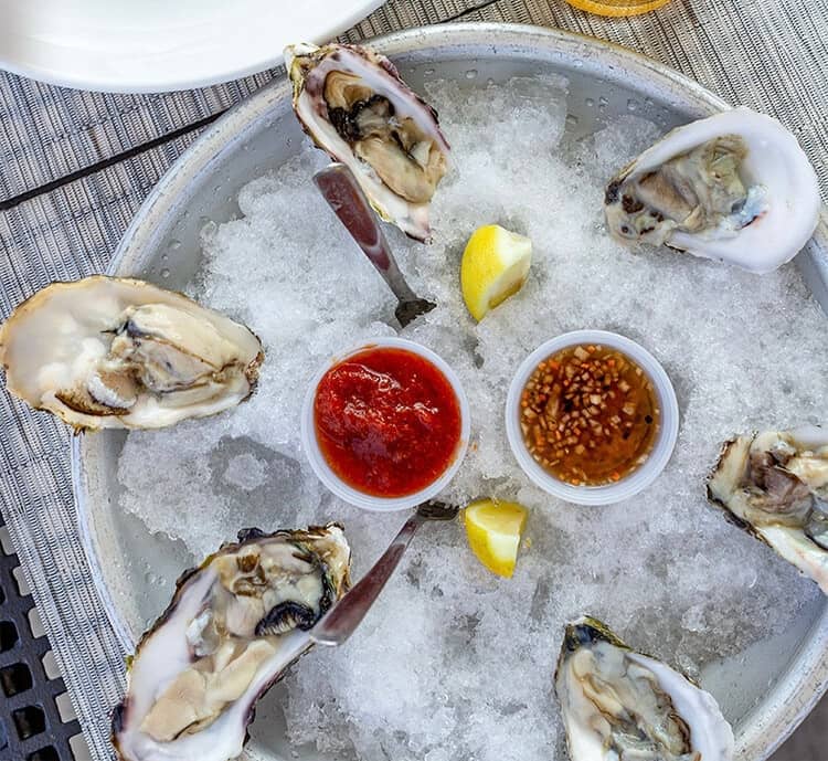 25 Wild Oysters