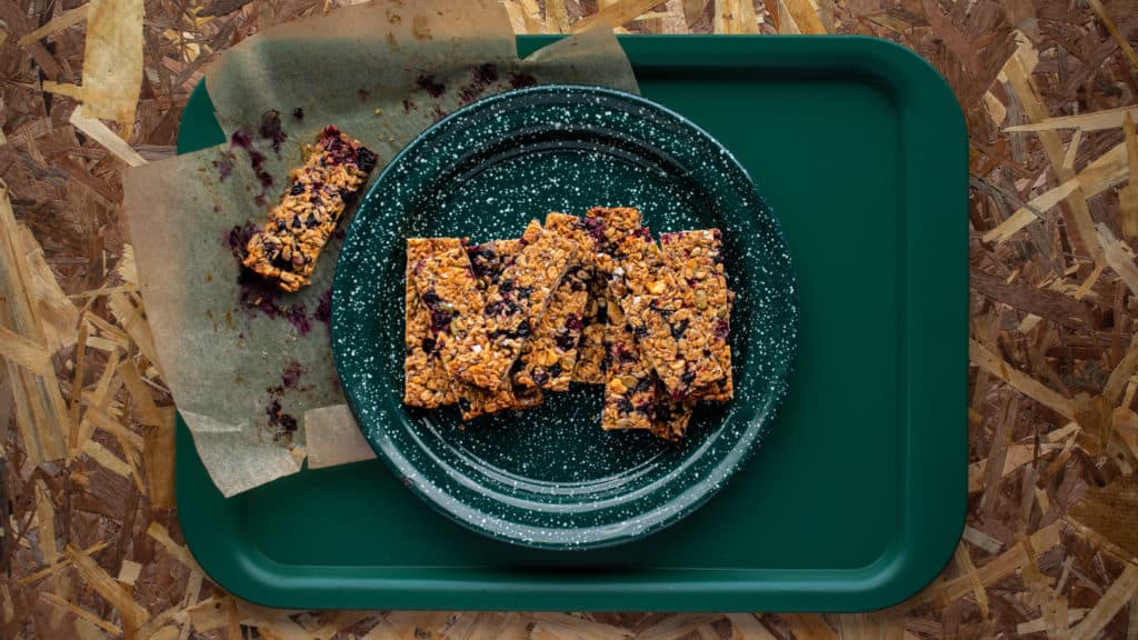HUCKLEBERRY GRANOLA BARS