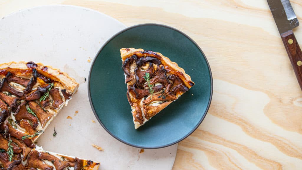 CHANTERELLE APRICOT TART