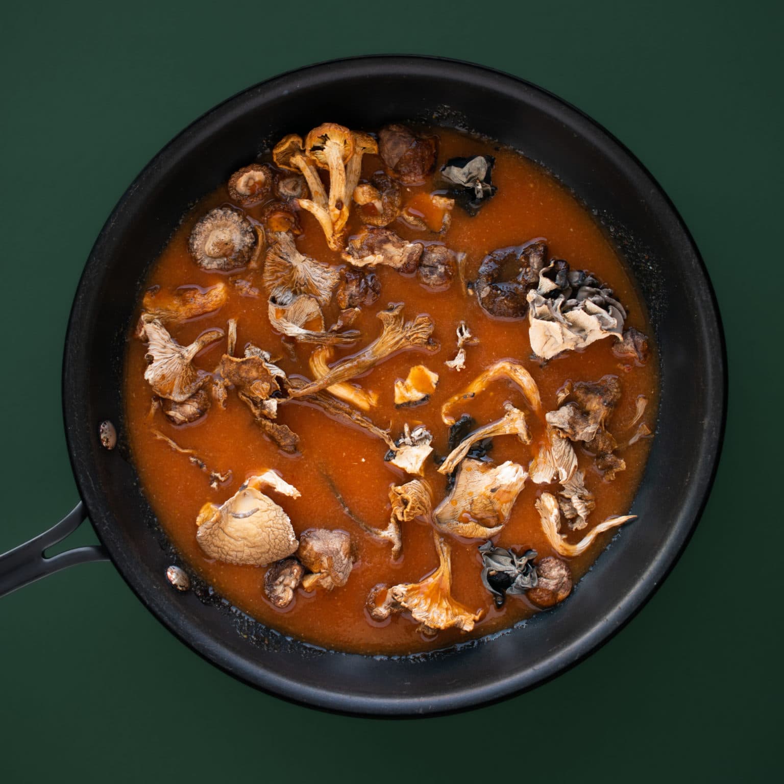 Pour in the blended sauce