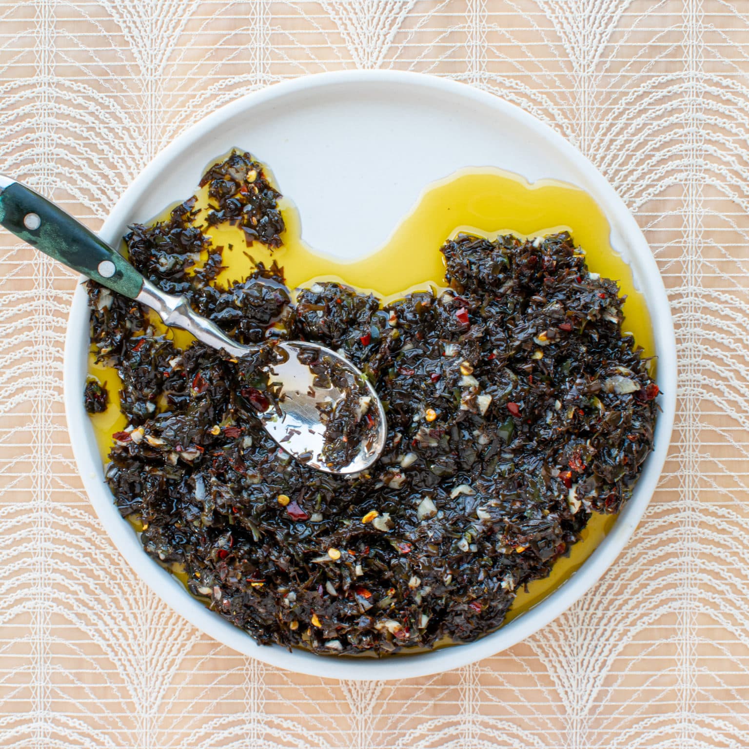 Make dulse chimichurri